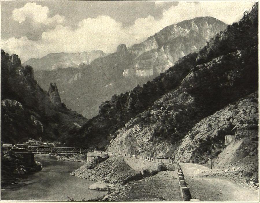 Illustration Eisenbahnbrücke bei Jablonica