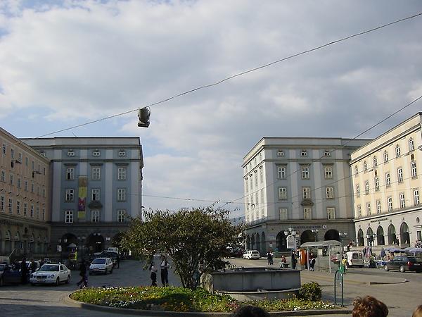 Linz, Brückenkopfgebäude