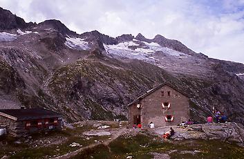 Richter Hütte mit Reichenspitze, Salzburg, 1991