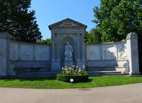Grillparzer-Denkmal