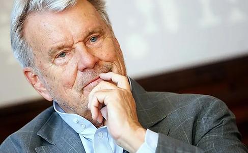 Dr. Hans Pter Haselsreiner