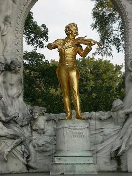 Johann Strauss-Denkmal