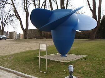 Kaplanturbine vor dem Linzer Schlossmuseum