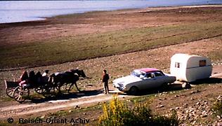 1961 mit Wohnwagen in Anatolien, © Reisch - Orient-Archiv