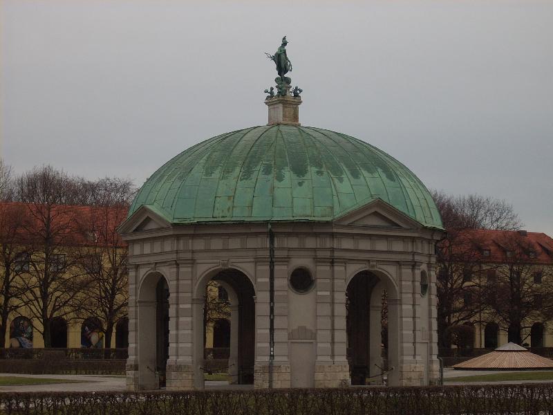 Bild 'dolasilla_muenchen40_hofgarten_dianatempel'