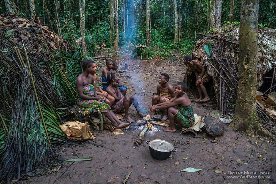 Baka people in Cameroon, © AirPano 