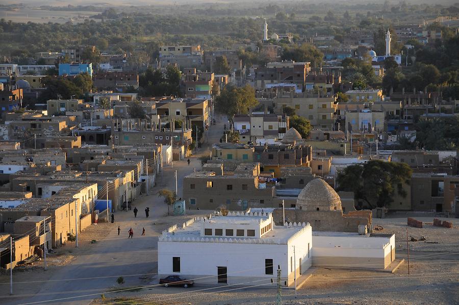 Al-Qasr