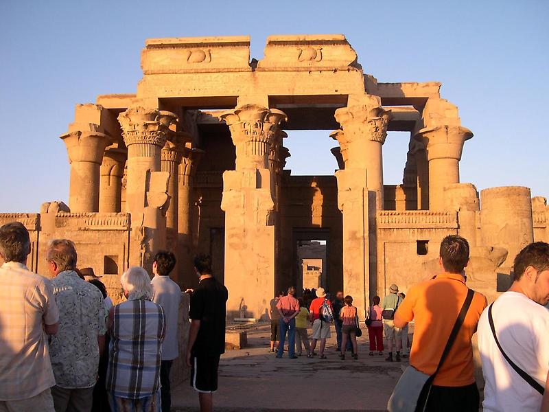Temple of Kom Ombo (1)