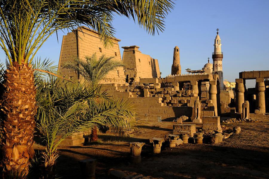 Luxor Temple Complex - Mmosque