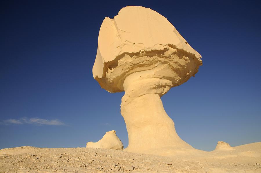 White Desert - Lime Stone Rock Formations