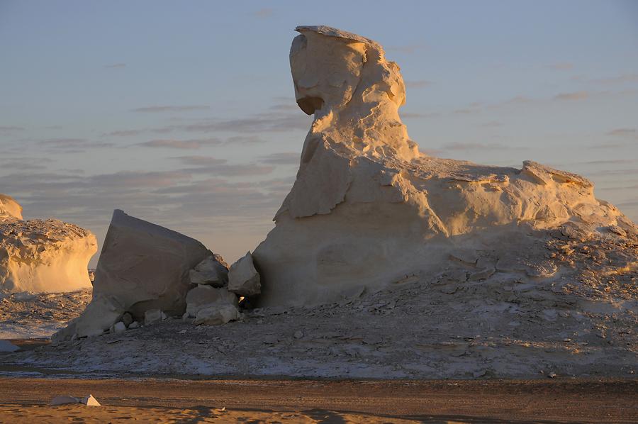 White Desert - Lime Stone Rock Formations