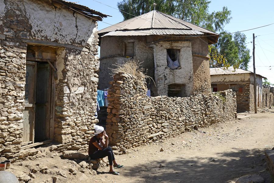 Axum - House