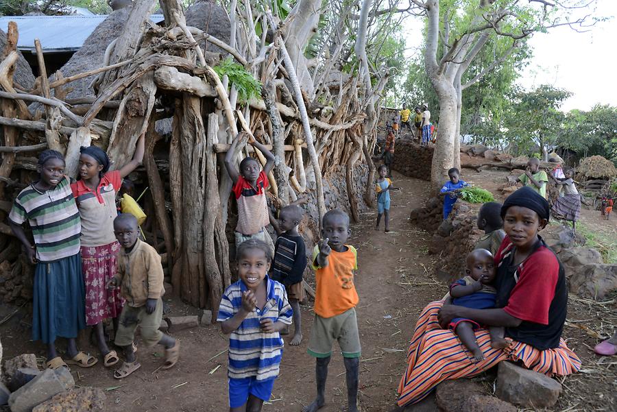 Machekie, a Konso Village