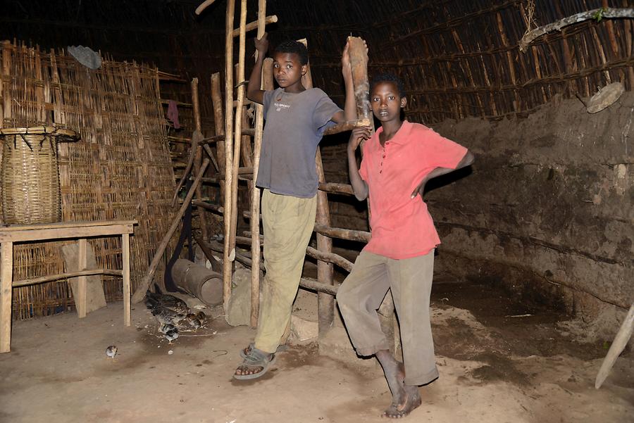 Sidama People - Hut; Inside