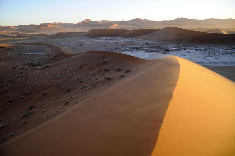 Sunrise at Deadvlei