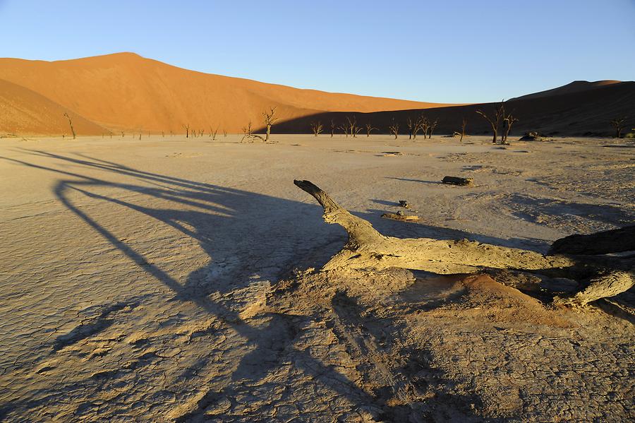 Sunset at Deadvlei