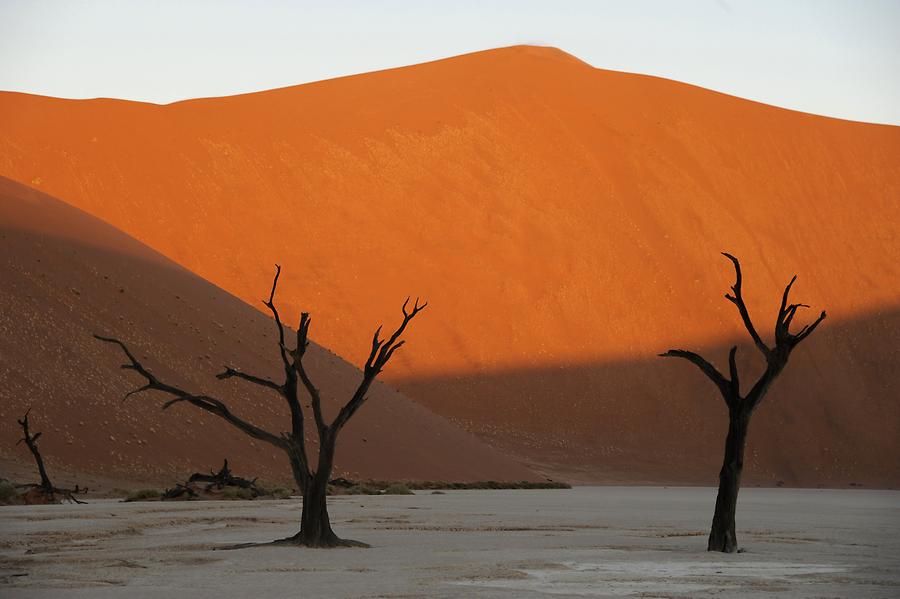 Sunset at Deadvlei