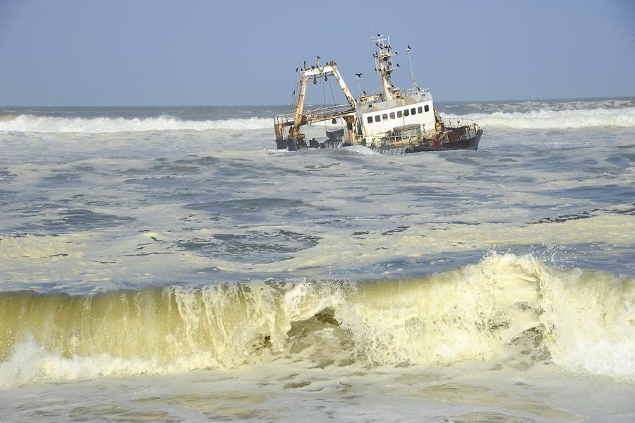 Shipwreck at Skeleton Coast