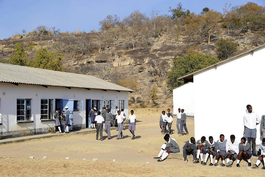 Big Cave School