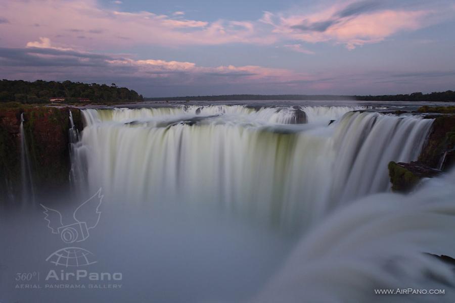 Iguasu falls, Argentina-Brazil