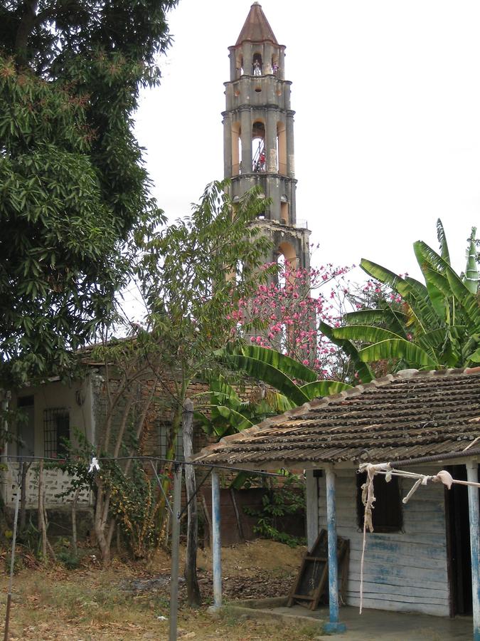 Valle de los Ingenios - Manaca-Iznaga -Torre de Iznaga