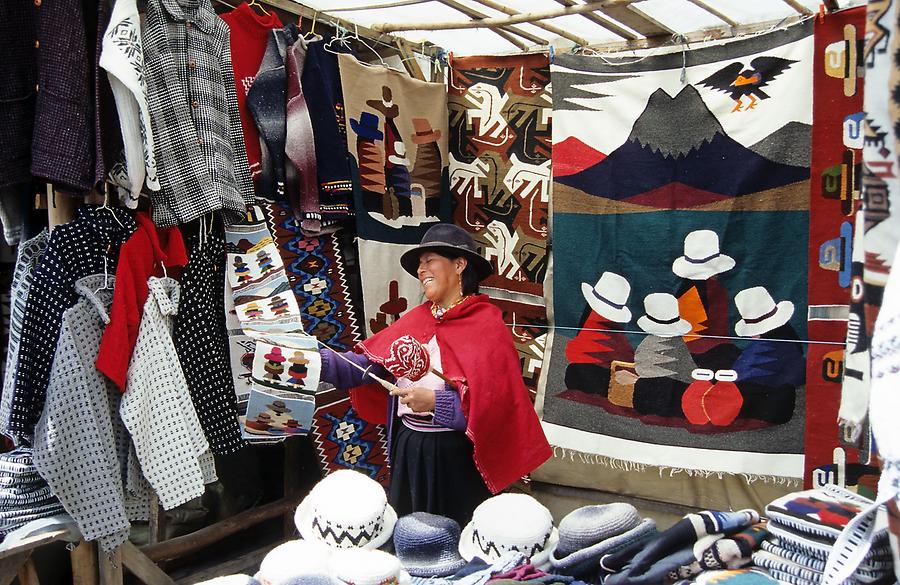 Textile Market - Weaver