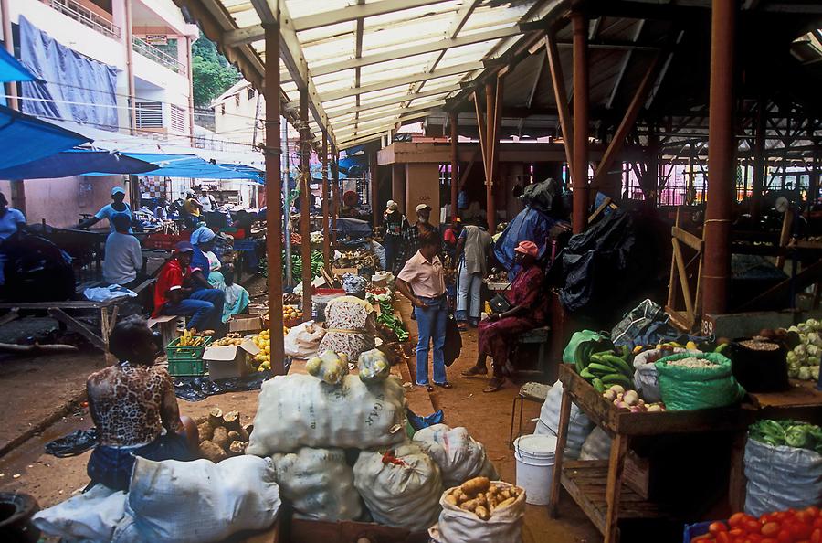 Brown's Town - Market