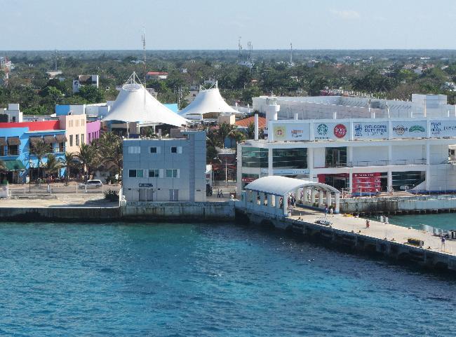 Waterfront, Puerta Maya (2)