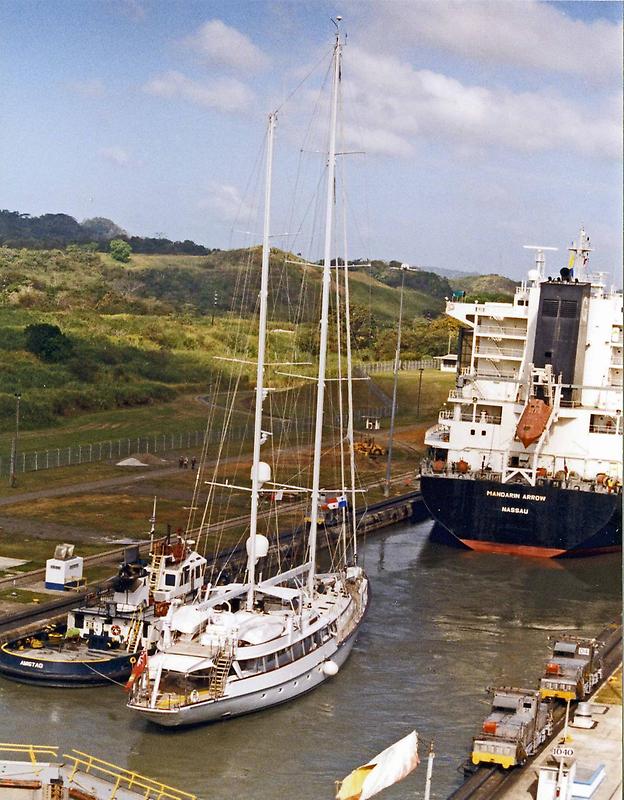 Ships, Panama Canal