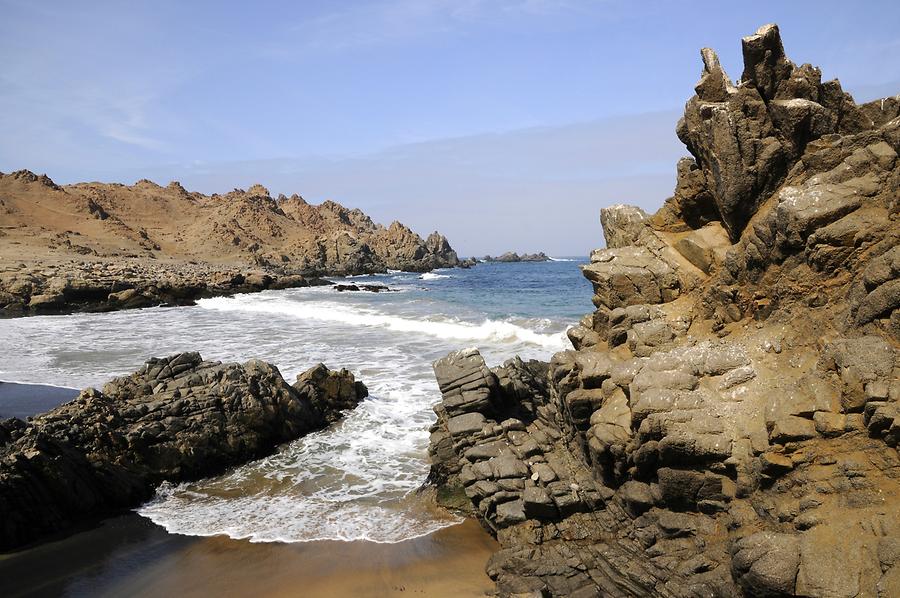 Beach near Puerto Inca