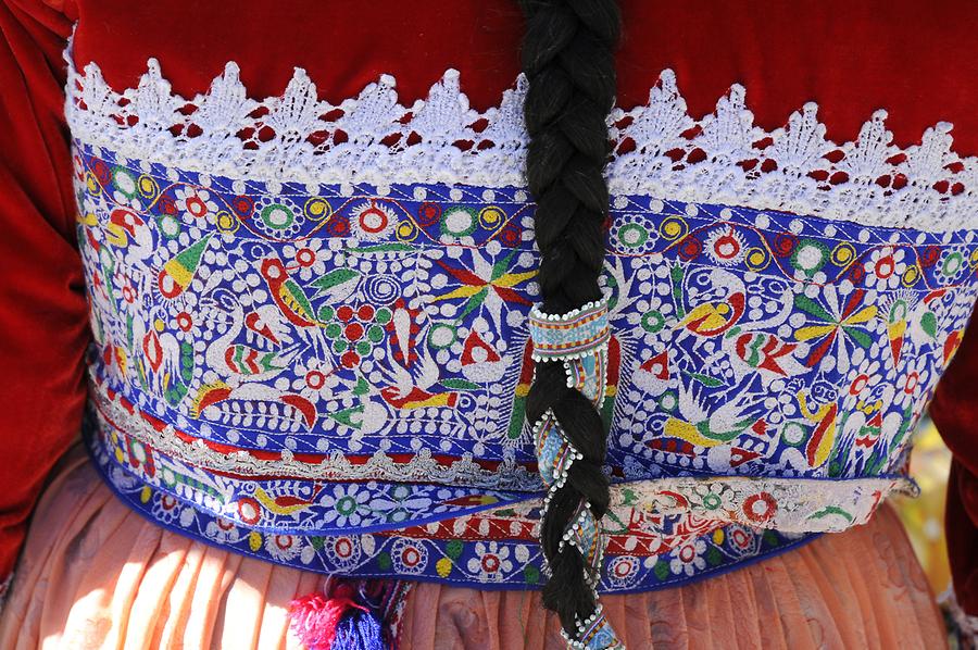 Chivay - Market; Traditional Dress
