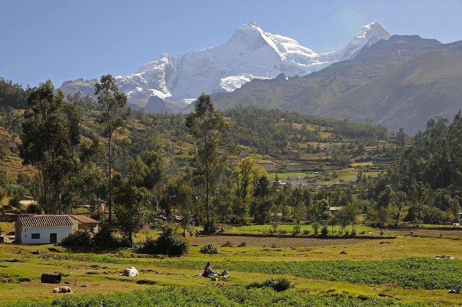 Rio Santo Valley - Huascarán