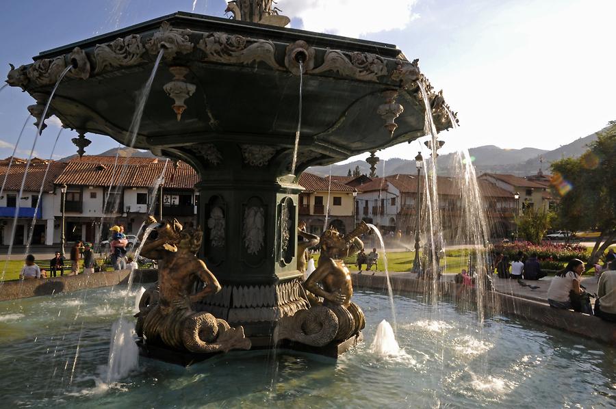 Plaza de Armas - Fountain