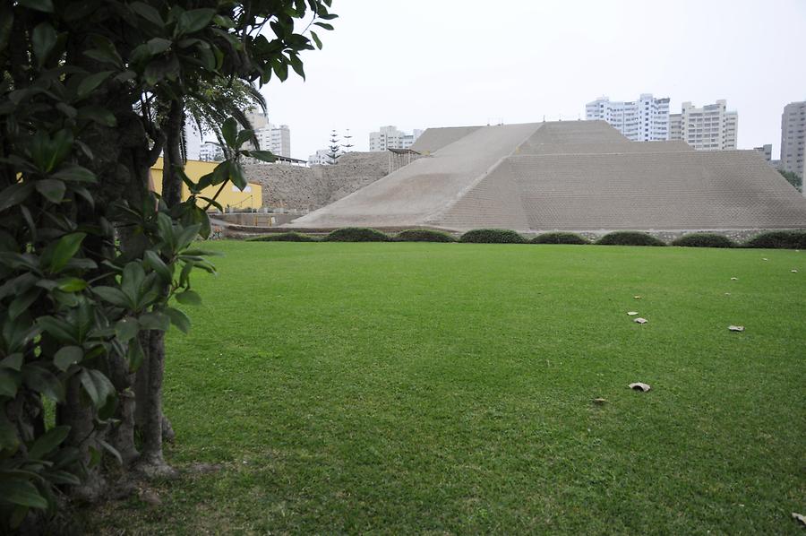 Huaca Huallamarca