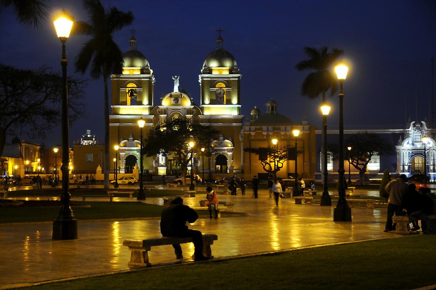 Plaza de Armas at Night