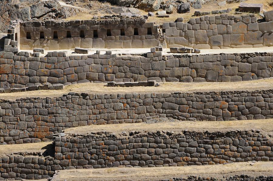 Ollantaytambo - Sun Temple