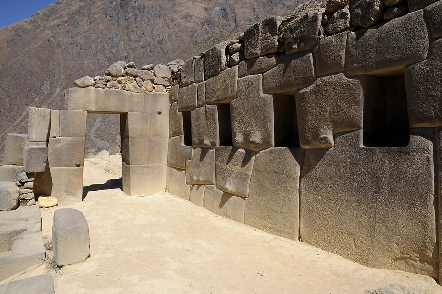 Ollantaytambo - Sun Temple