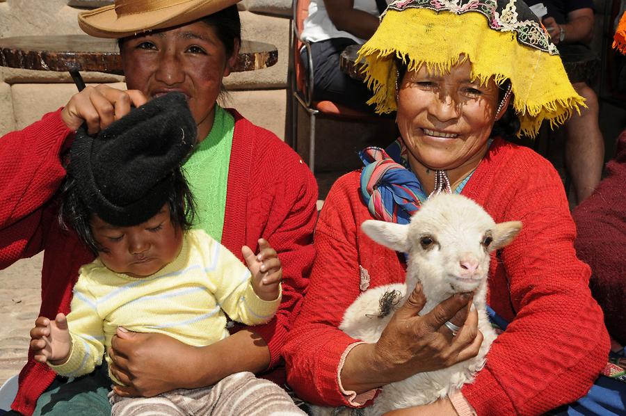 Písac - Market; Indians