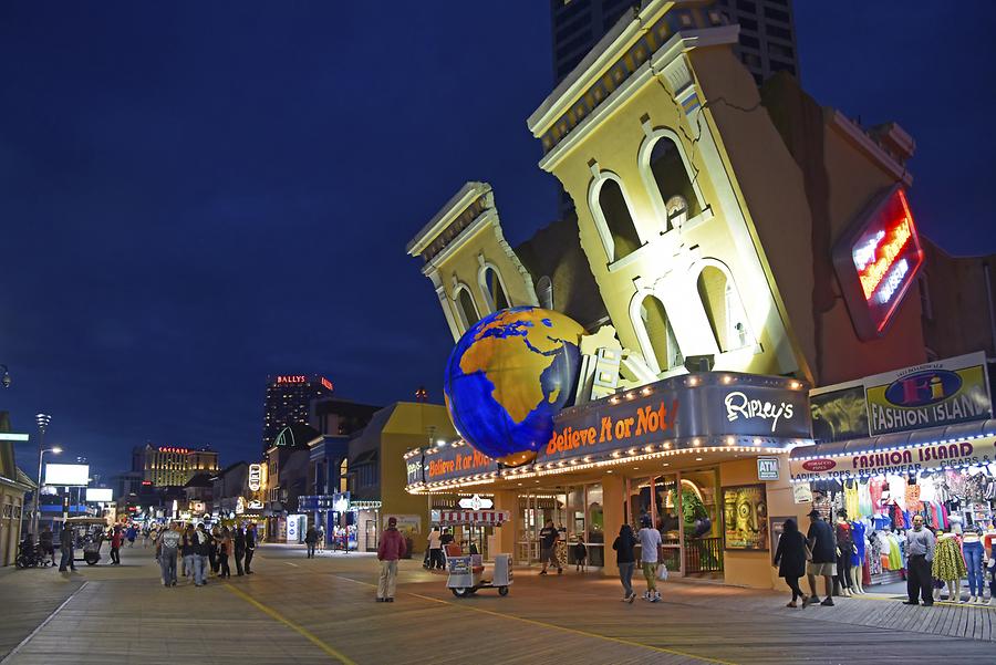 Atlantic City - Boardwalk at Night