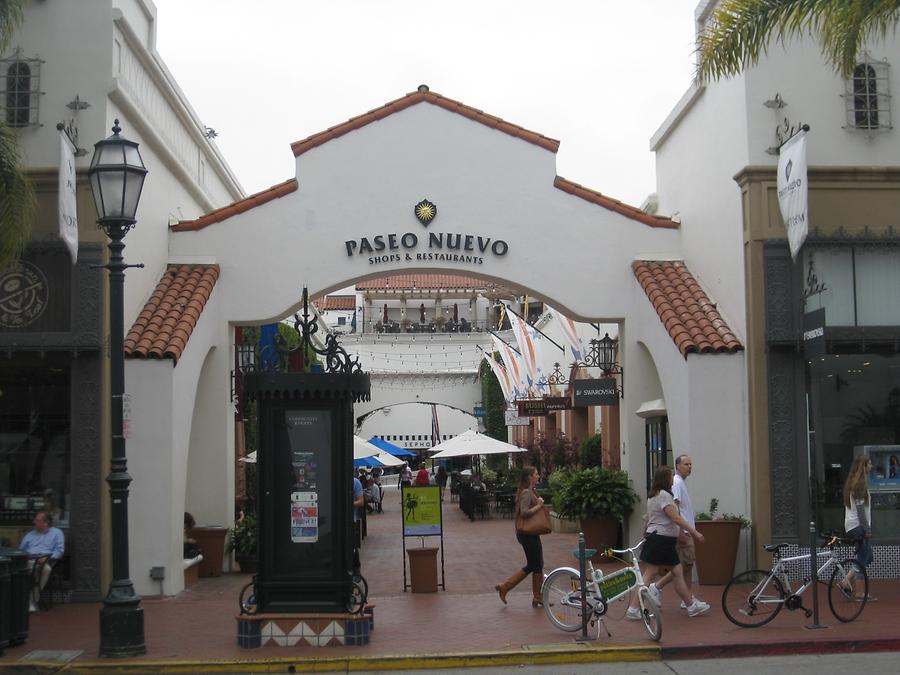 Santa Barbara Paseo Nuevo