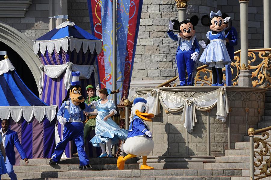 Magic Kingdom - Cinderella Castle; Show