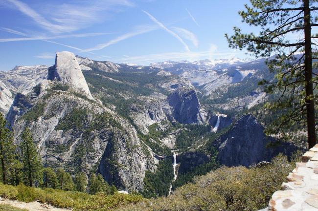 Glacier Point in Yosemite Park