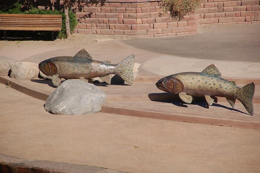 Fishes of stone in Golden