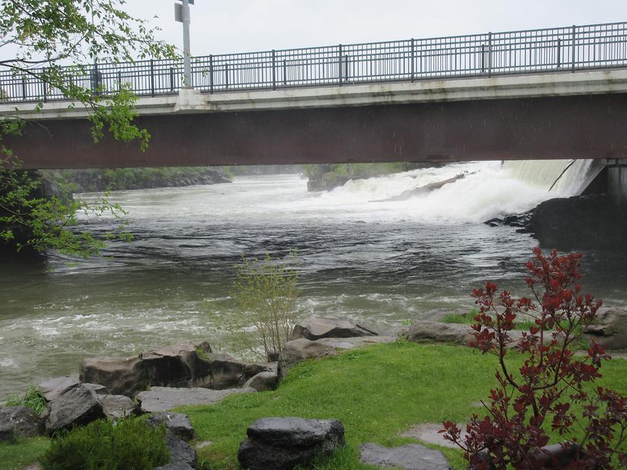 Idaho Falls - Snake River