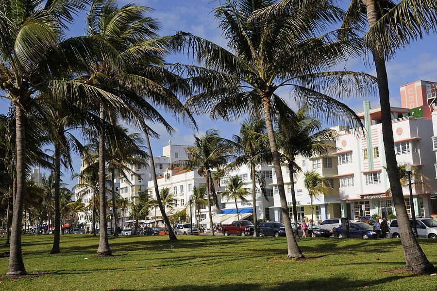 South Beach - Lummus Park