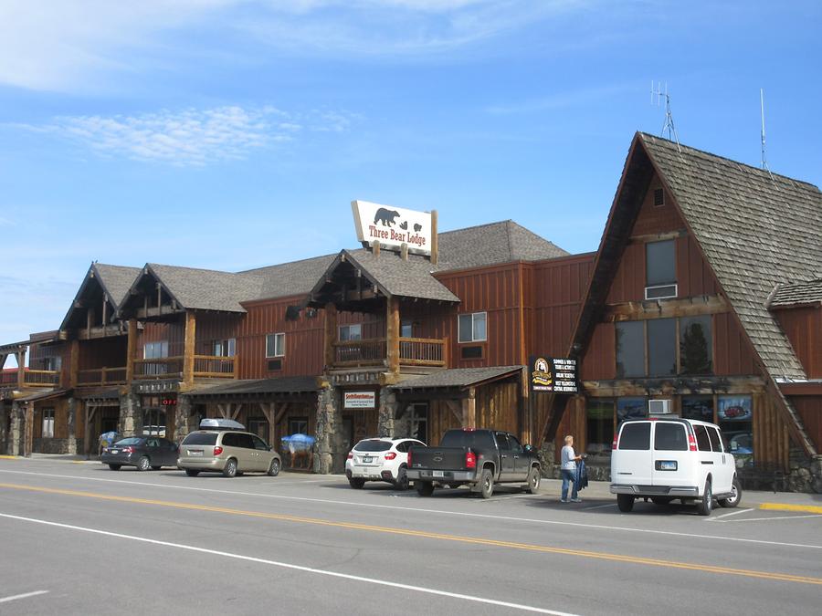 West Yellowstone - Three Bear Lodge