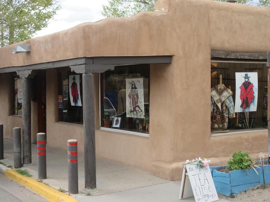 Taos - Adobe Shop