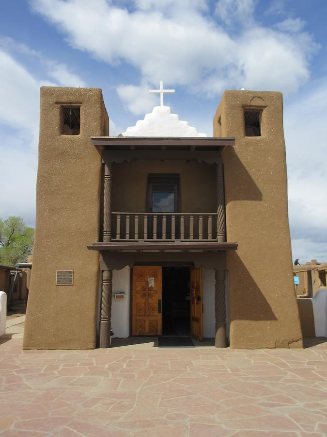 Taos - Taos Pueblo - Church