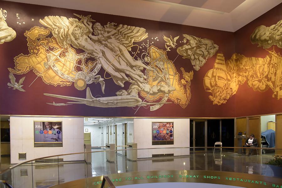 Fifth Avenue - Rockefeller Center; Lobby