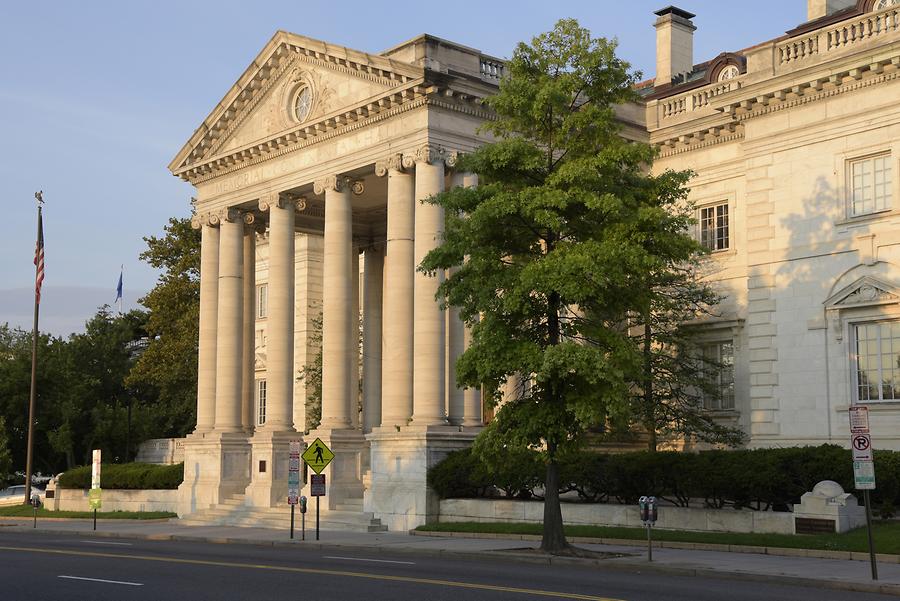 Memorial Continental Hall